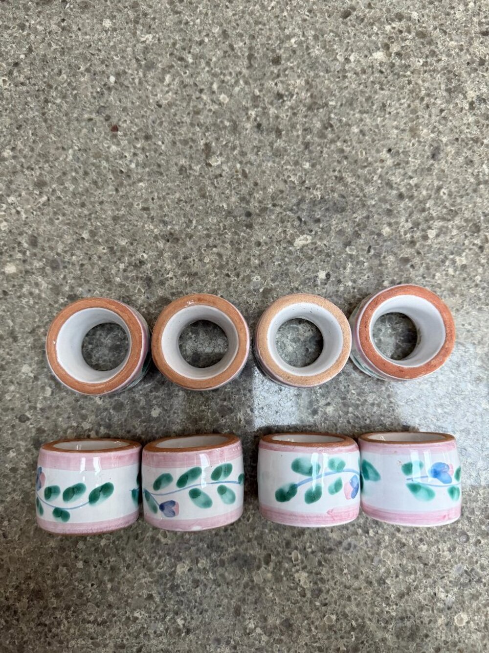 CALECA Hand painted ITALY POTTERY NAPKIN RINGS PINK GARLAND PINK Set of 8
